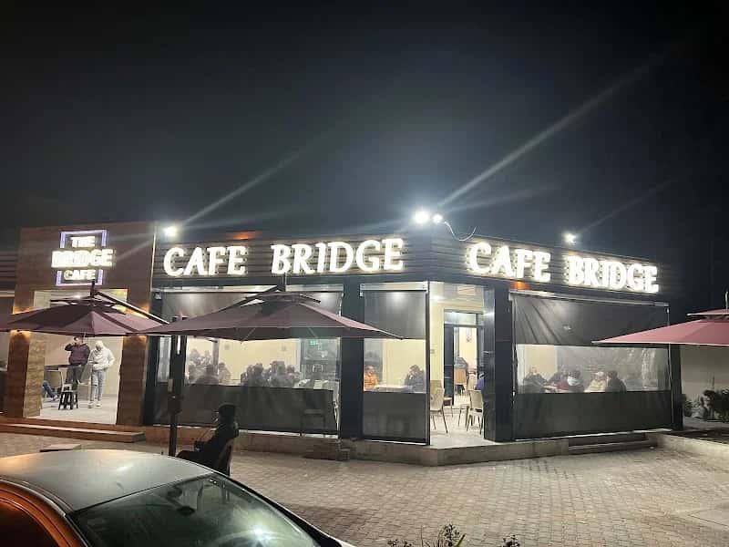 Bridge café à El Mourouj
