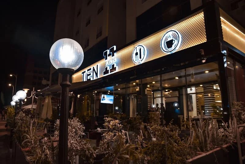 Ten Eleven Cafe & Restaurant à Cite El Khadra