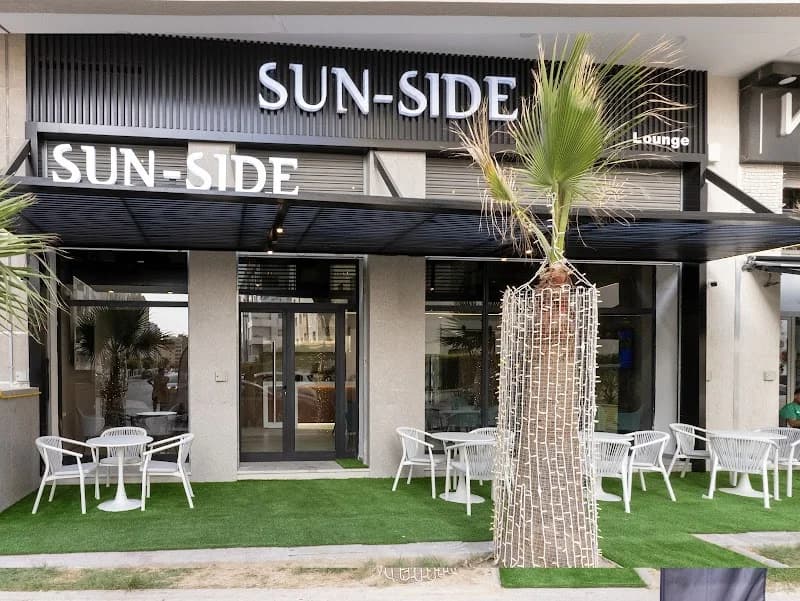 Café Resto Sun-Side à Le Kram