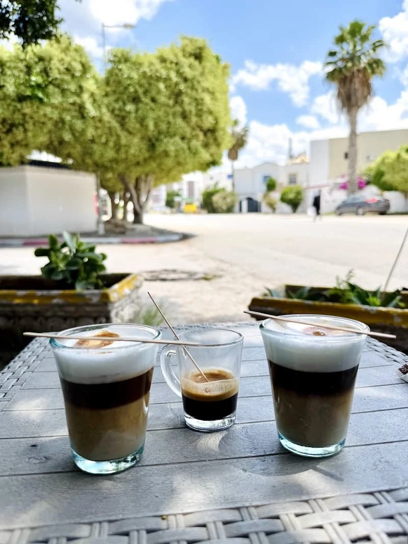 Cafétéria Ibiza à Bou Mhel el-Bassatine