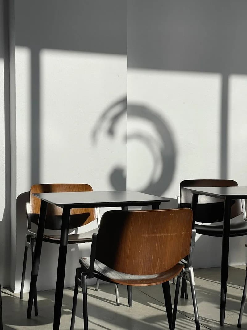 KONBINI café à La Marsa