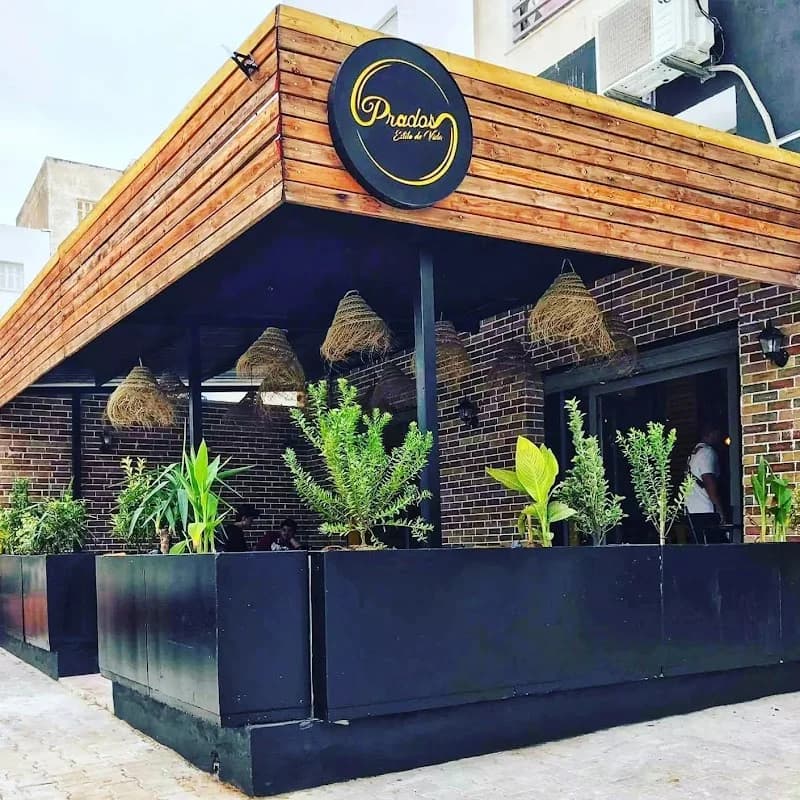 Prados Coffee Shop à El Mourouj
