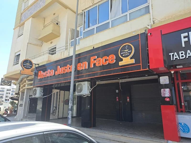 Juste en face à Ezzahra