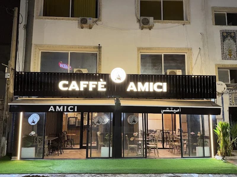 Amici caffé à Megrine