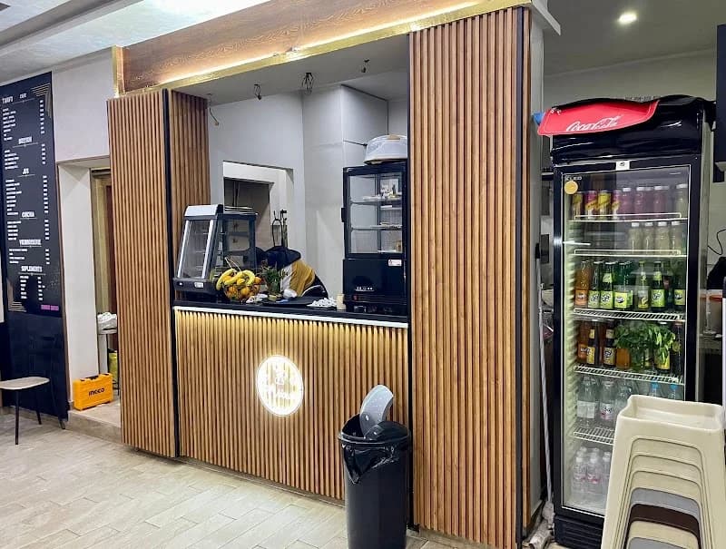 Nouba Coffee Radès Plage à Rades