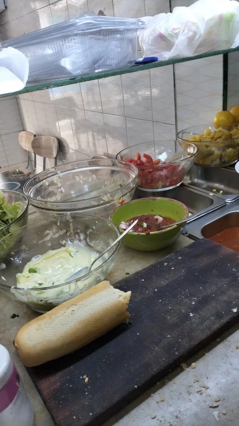 Restaurant Al Baraka مطعم البركة à El Omrane