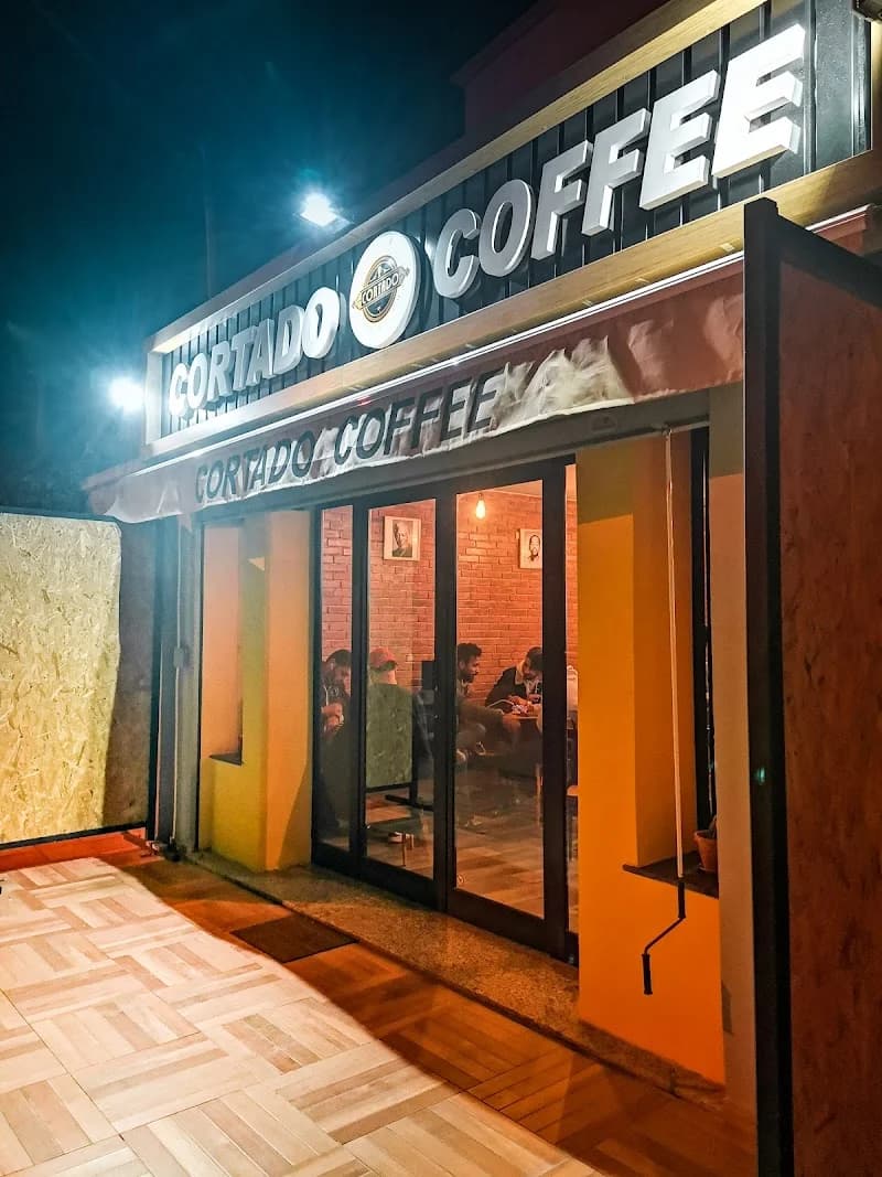 Cortado Cafe à Manouba