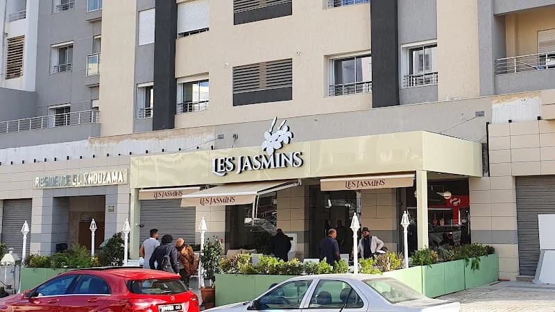Les jasmins café à Cite El Khadra