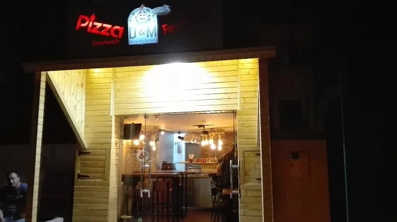 D & M Pizza Feu De Bois à Manouba