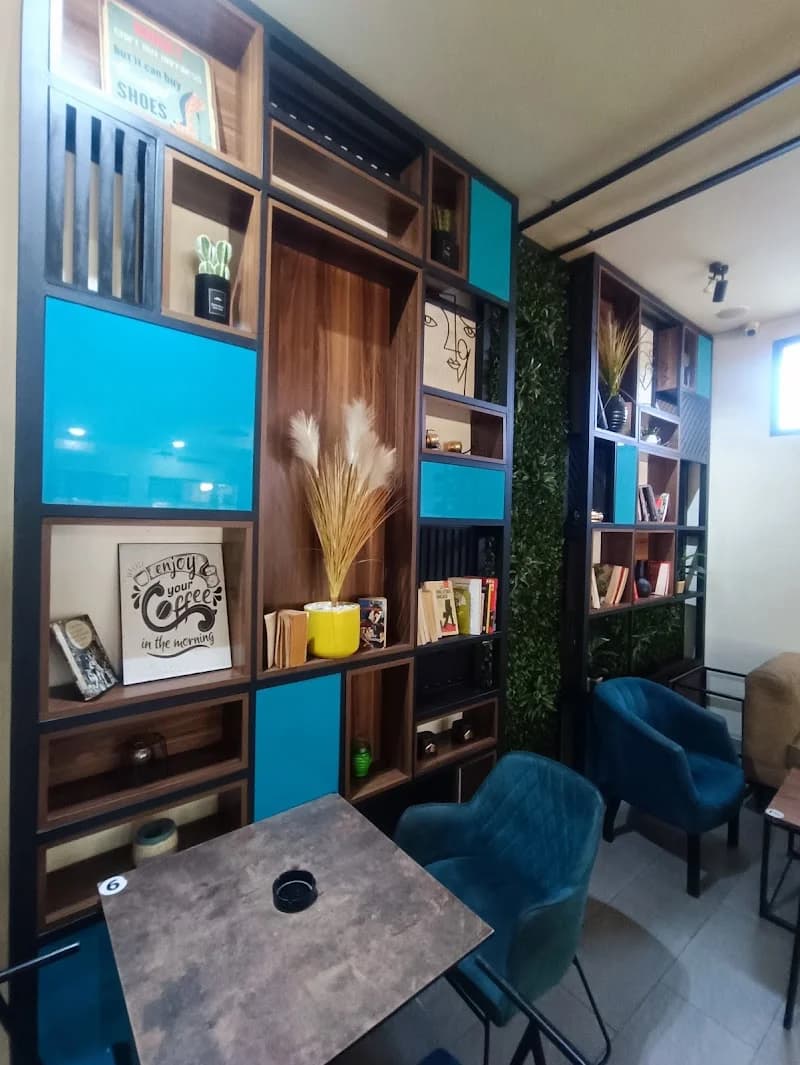 Blue Vibes Coffee à Ezzouhour