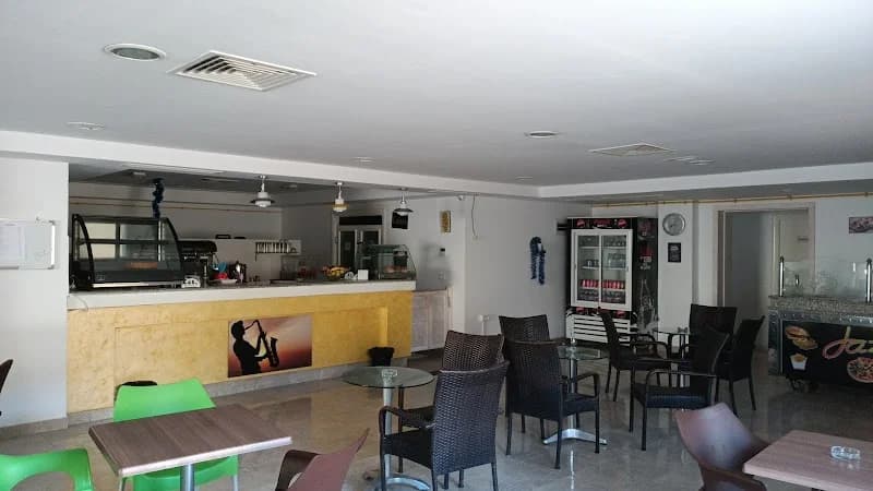 Cafe restaurant jazz à La Soukra