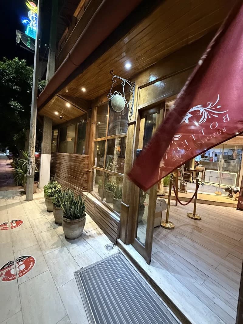 La Bottega Hotel and restaurant à Megrine