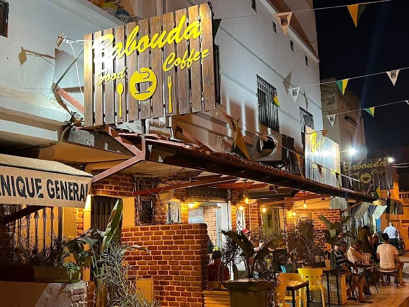 Café Banlieue Nord "Babouda" à La Marsa