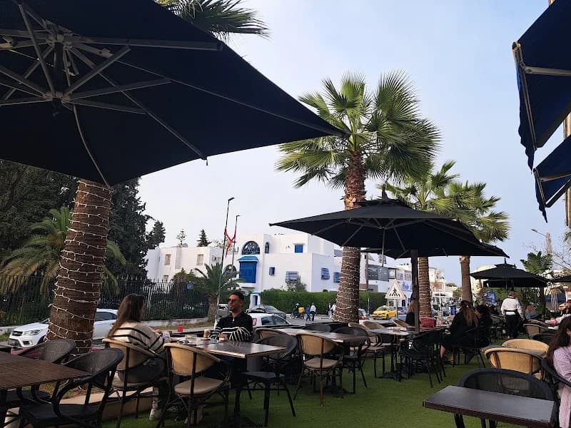 Café Victor Hugo à La Marsa