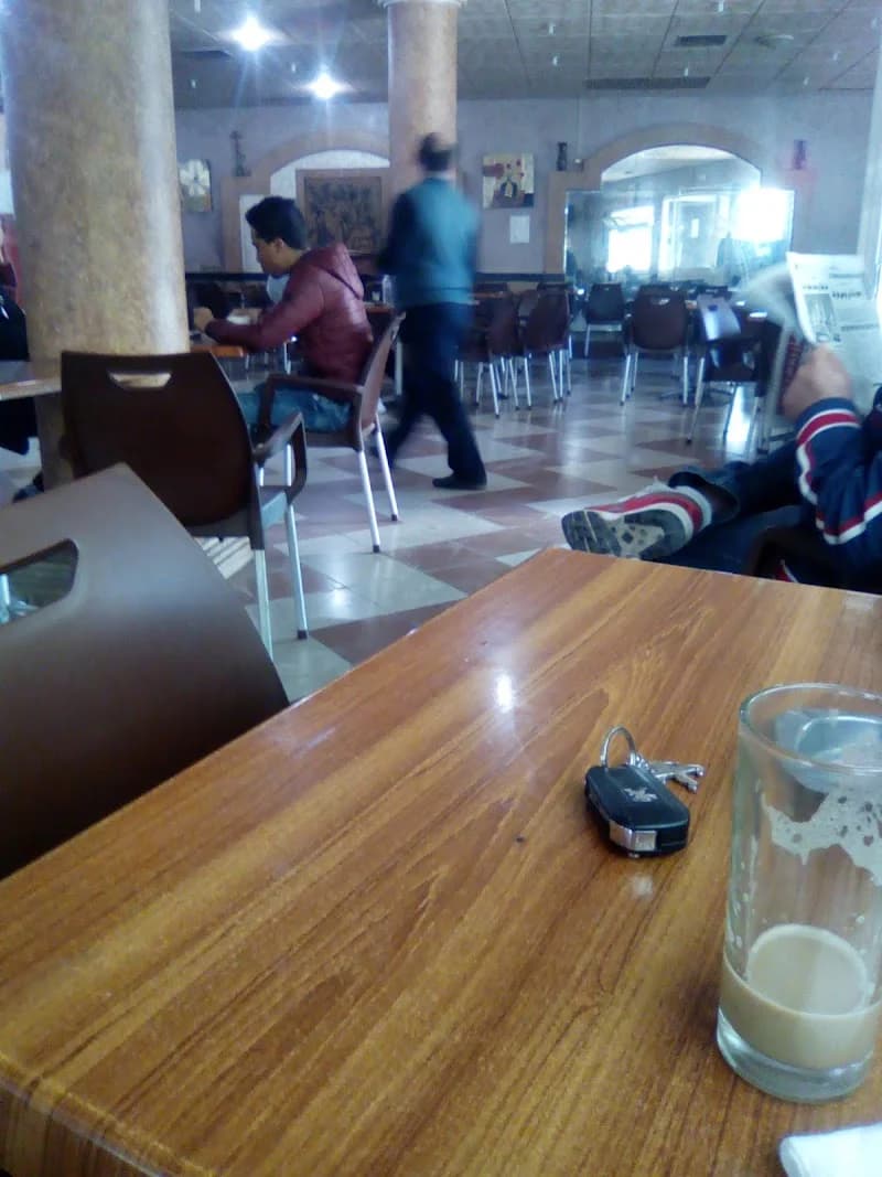 Café Cascade à Ezzouhour