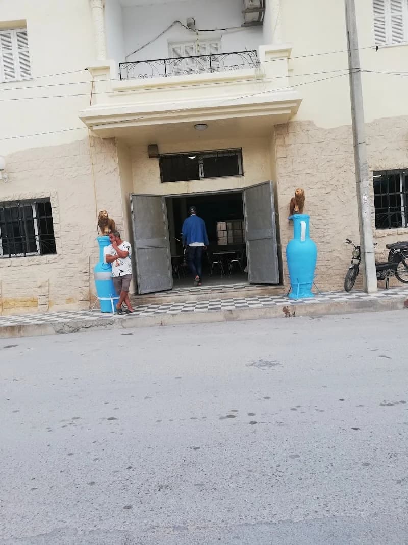 Café haj 3laya à Rades