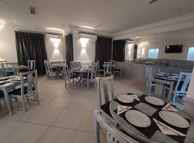 Resto Bar Le Doyen à Bab El Bhar