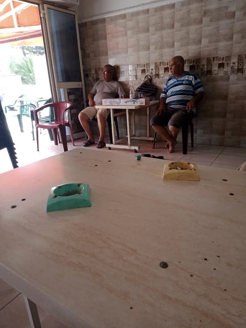 Café Bougarnineمقهى بو قرنين à Hammam Lif