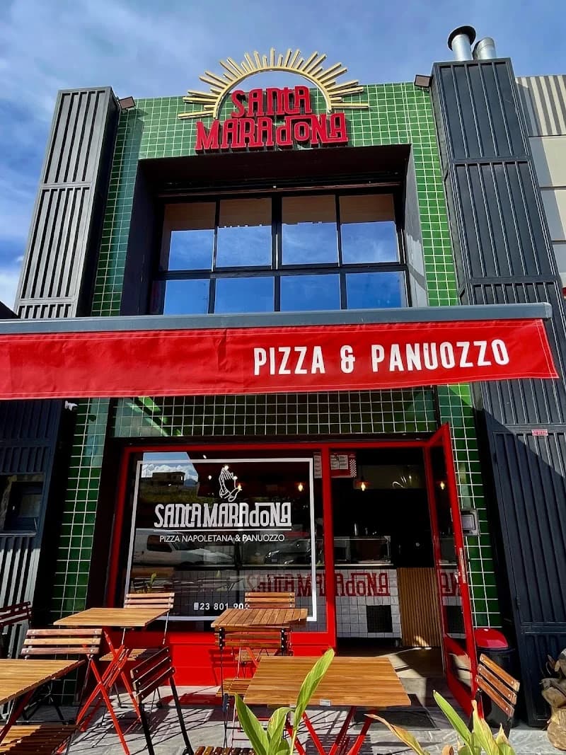 PIZZERIA SANTA MARADONA à Ezzahra