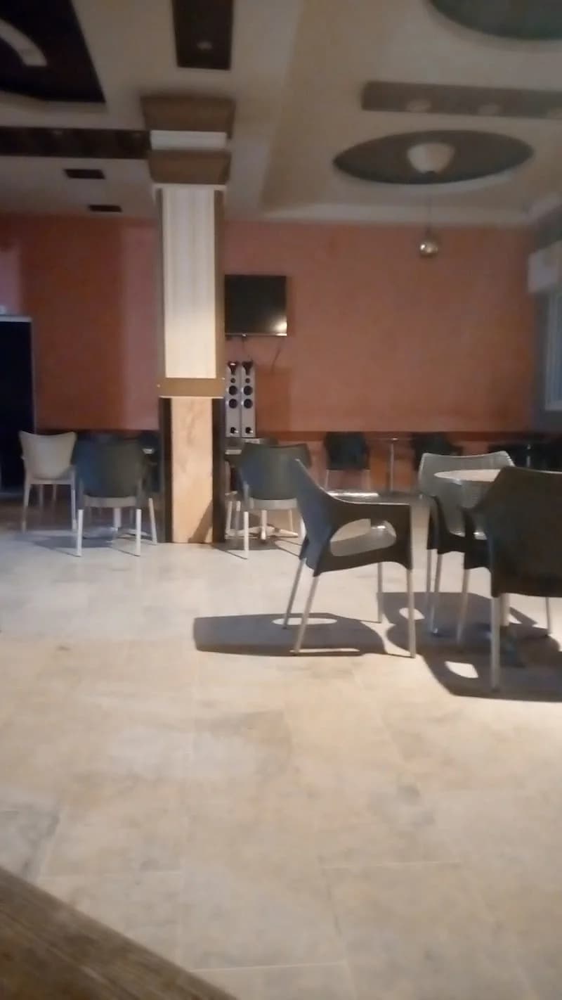 Café Rawen à Ettadhamen