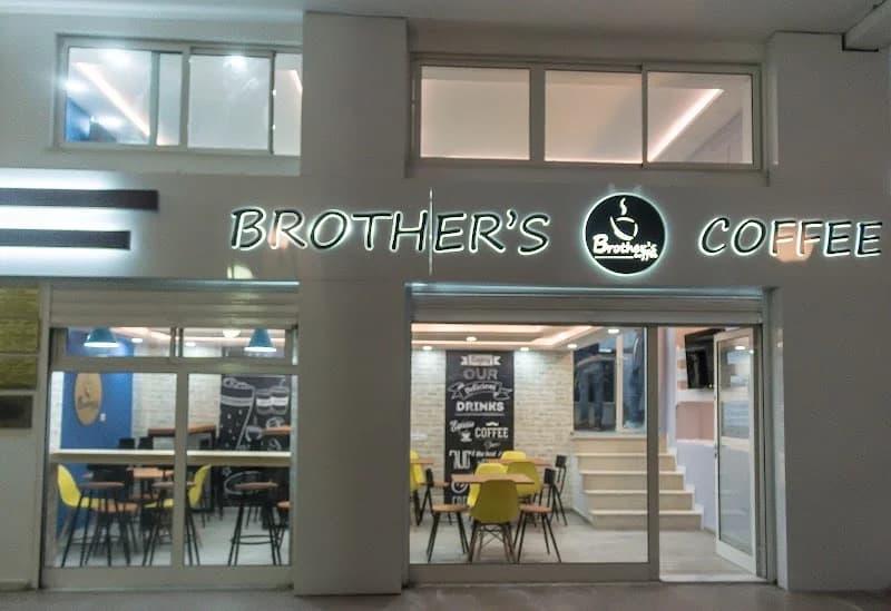 Bro's Coffee à Ezzouhour