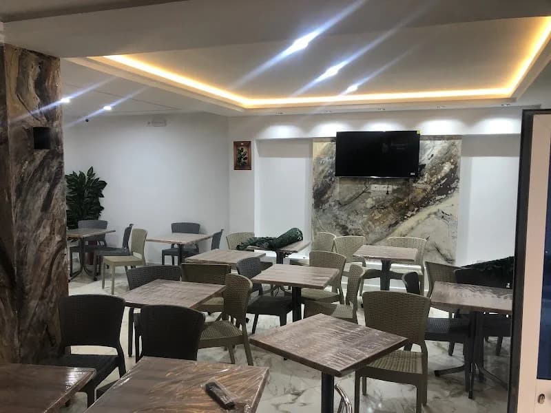 Café Mesk Ellil à El Omrane Superieur