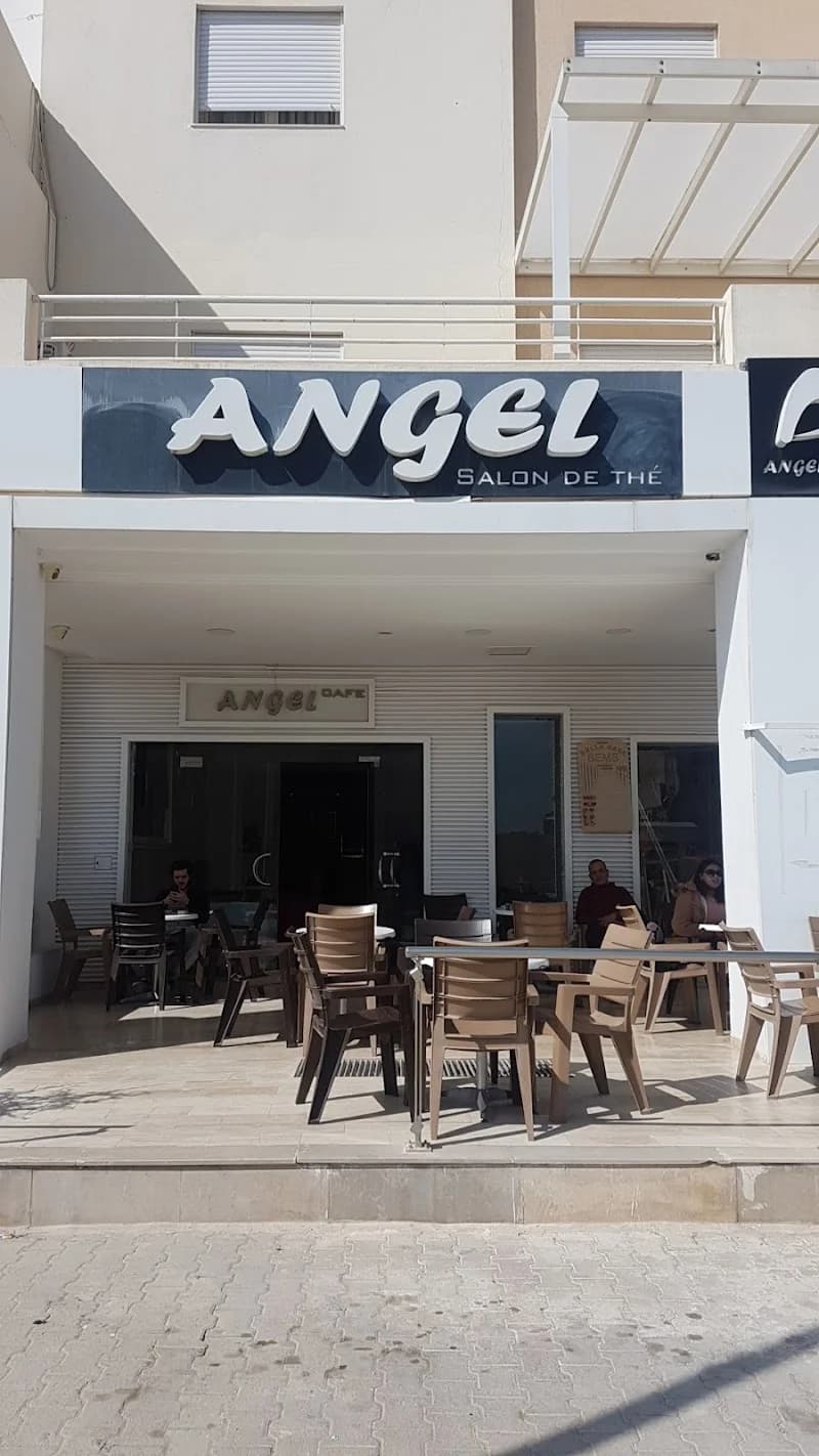 Angel Salon de Thé à El Omrane Superieur