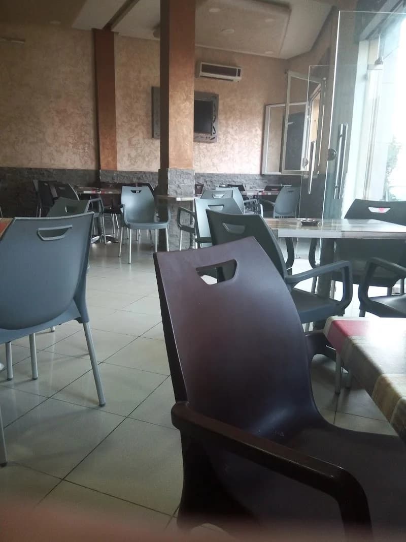 Café LA VIOLA à Sidi Hassine