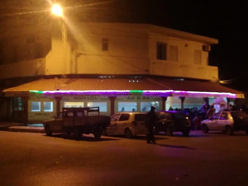 Cafe el atik (ch7am) à Hammam Lif