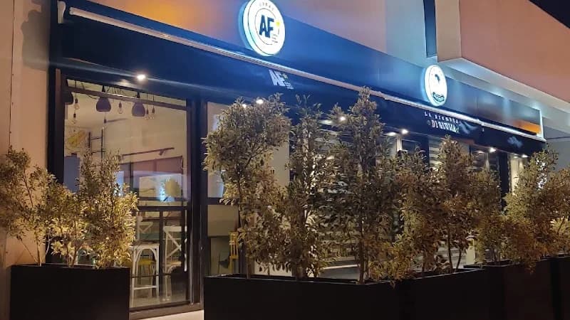 AF Coffee Shop à Lac 2
