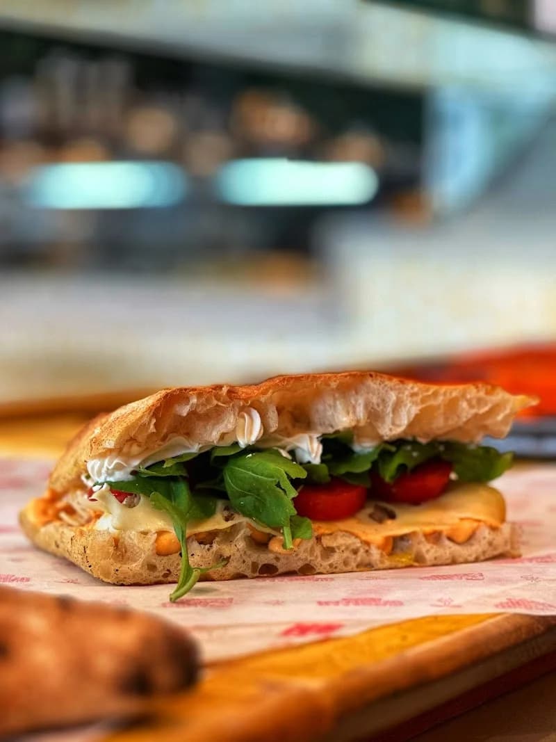 Bambino pizzeria à Cite El Khadra