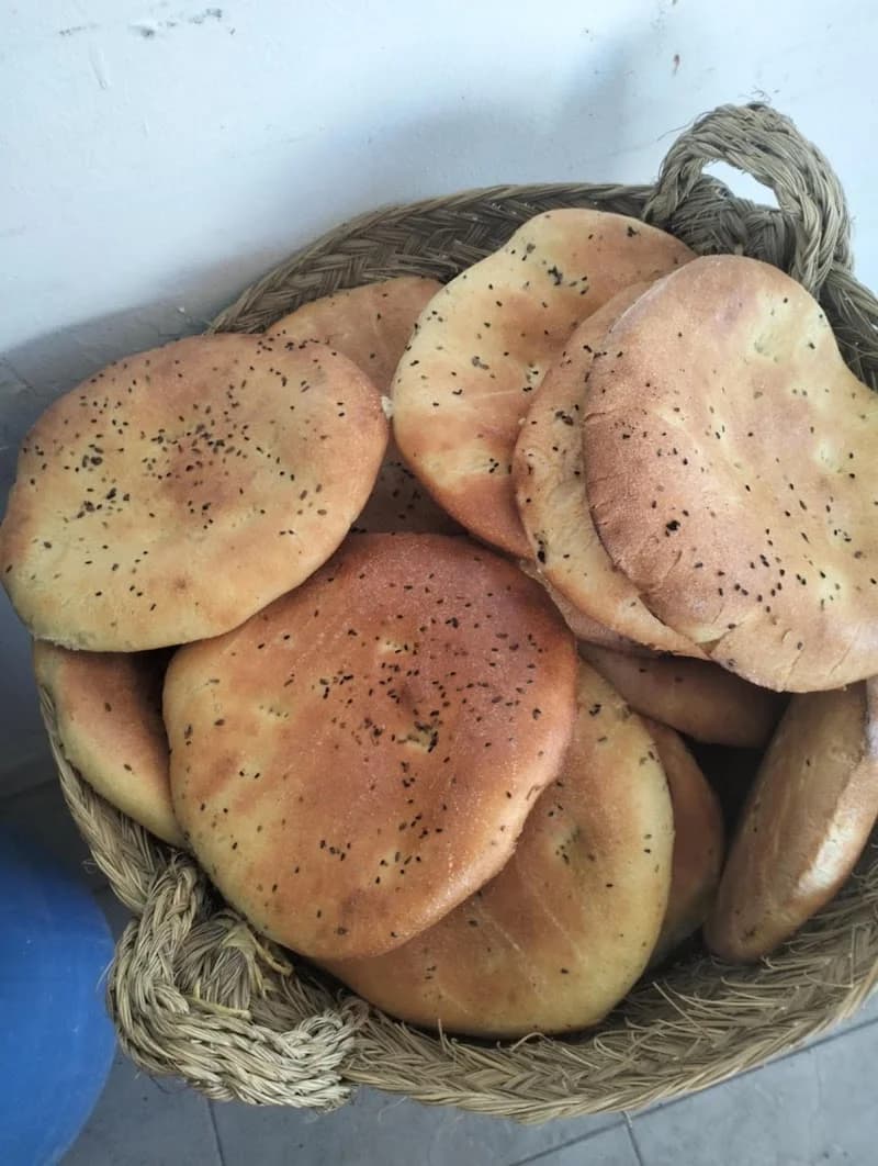 سلاطة مشوية خبز طابونة à Ezzahra