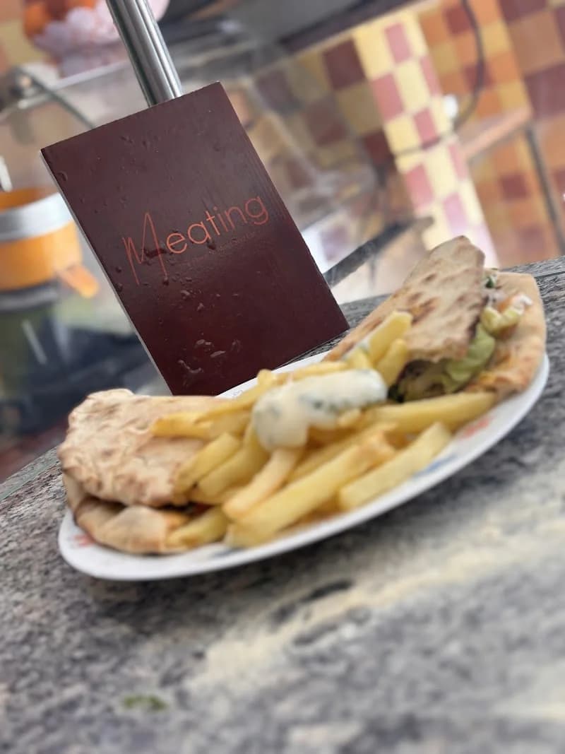 M-eating à Cite El Khadra