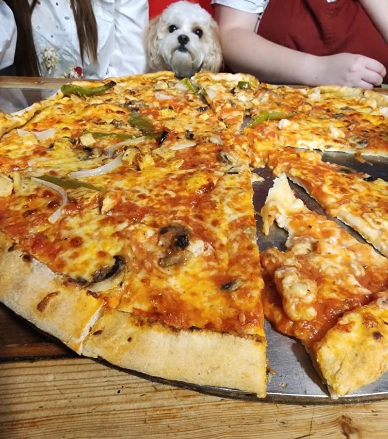 PIZZA SLICE & SLICY à La Marsa