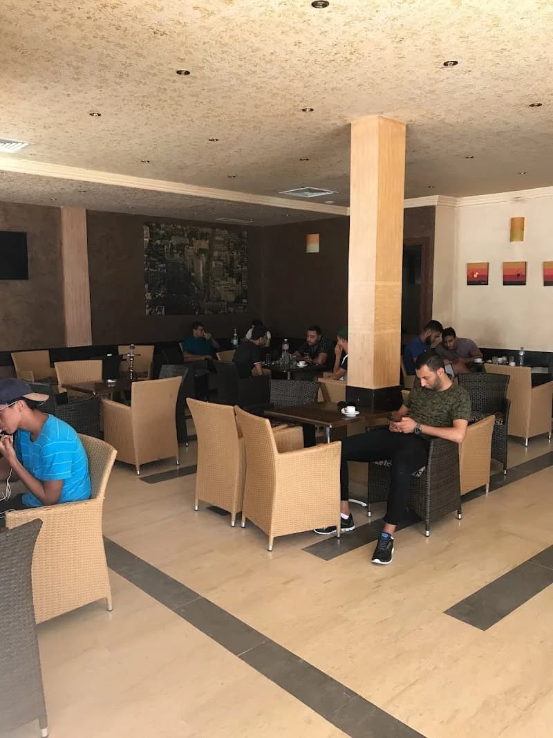 CAFÉ AMIr à Cite El Khadra