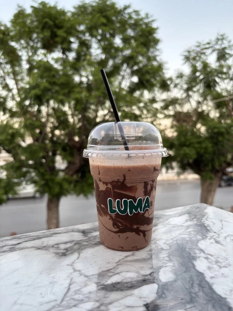 Luma coffee shop à Cite El Khadra