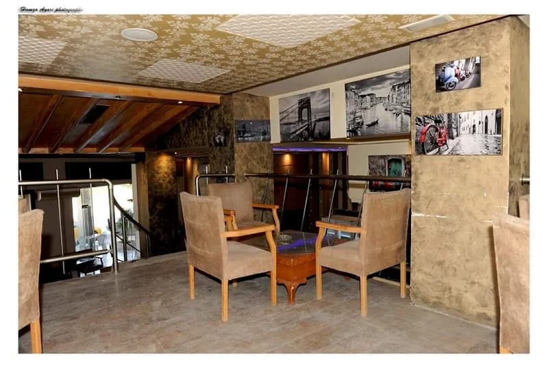 SALON DE THÉ VOLTAIRE à Sidi Hassine
