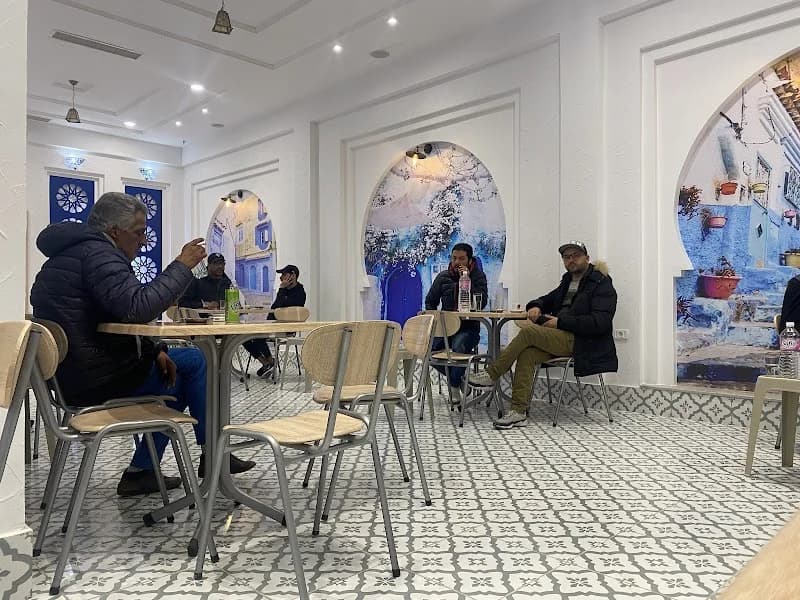 Café Yahia مقهى يحي à Ettahrir