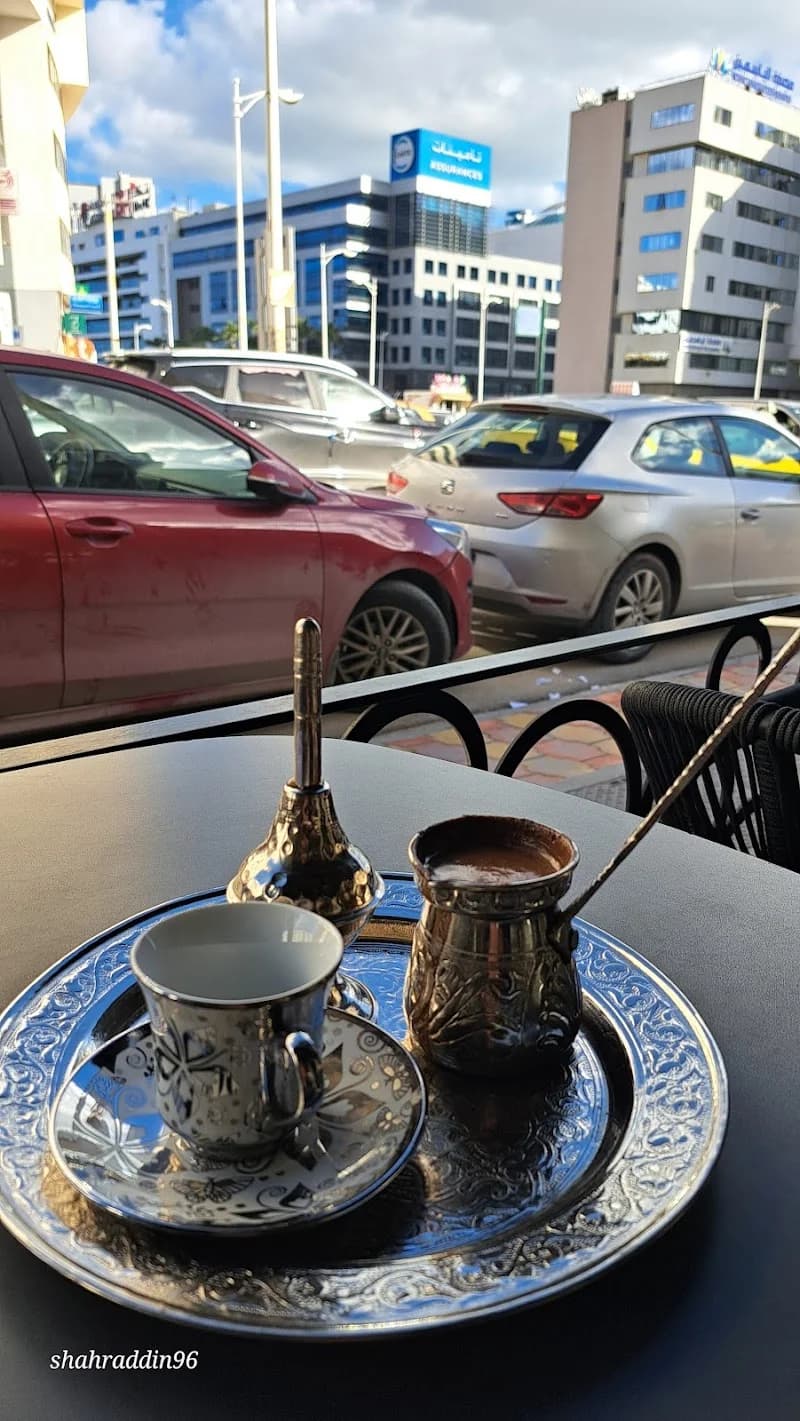 Exquis coffee à Cite El Khadra