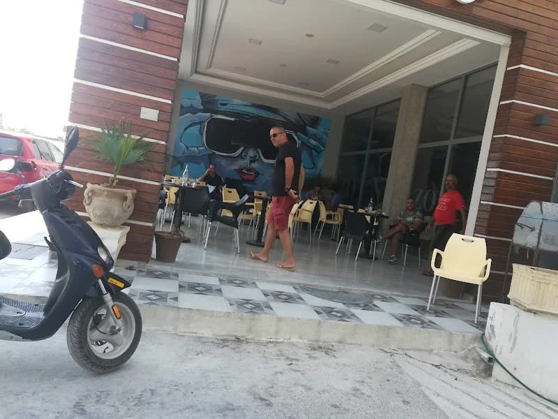 Café Zoni à La Soukra