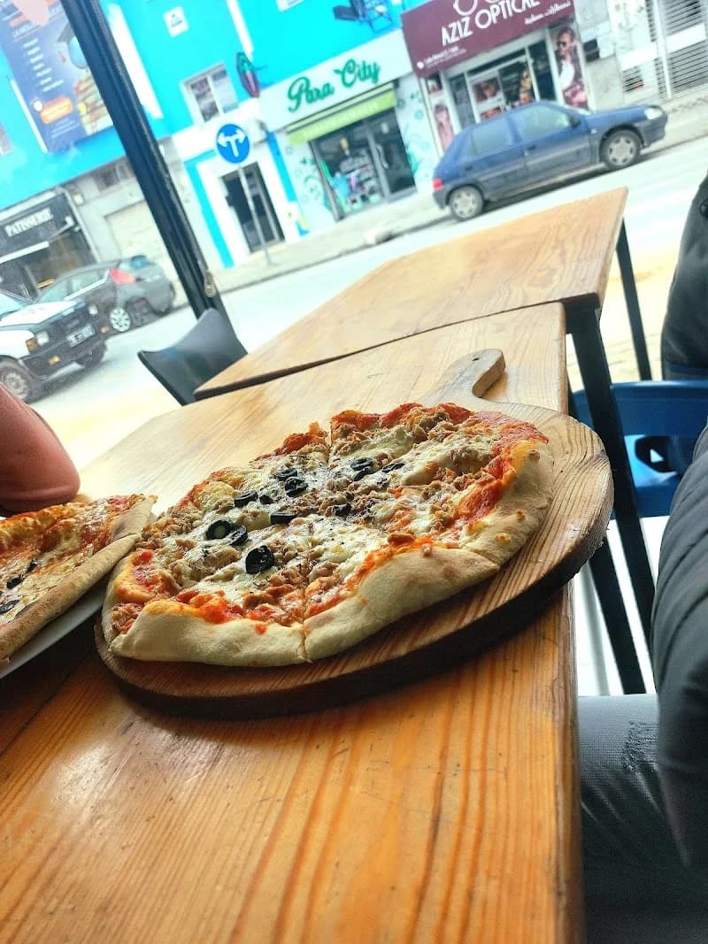 Pizzeria Olympico à Rades