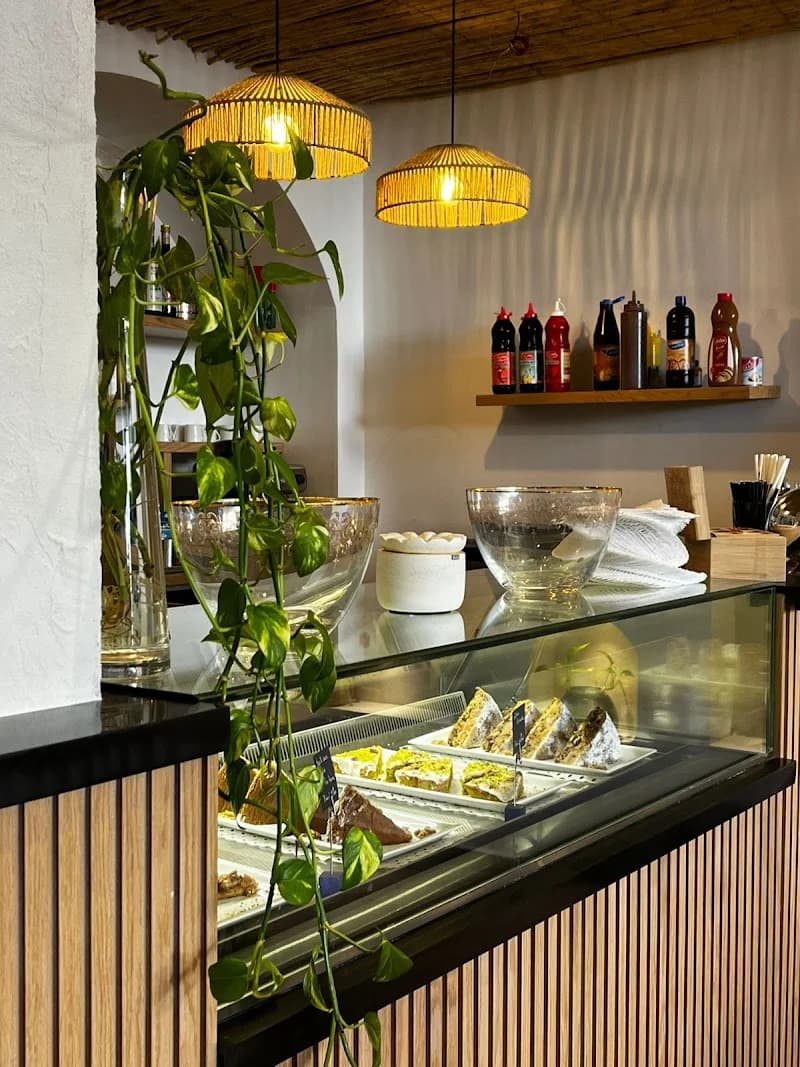 Bistrot Santorino & Café à Ennasr