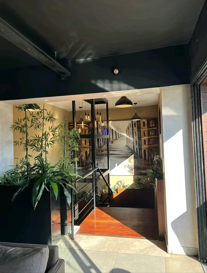 Cataleya Café & Resto à Le Kram