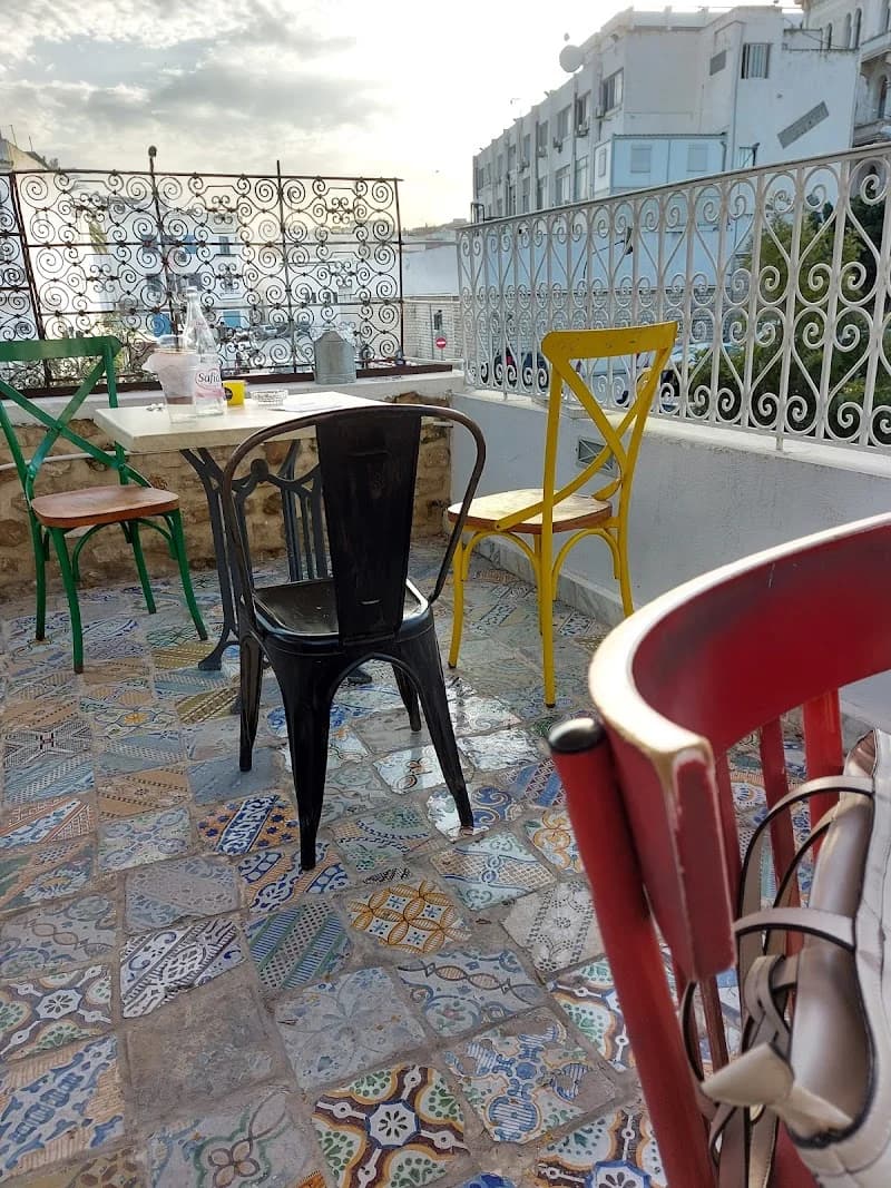 Sarrajine Cafe & Restaurant à Sidi El Hani