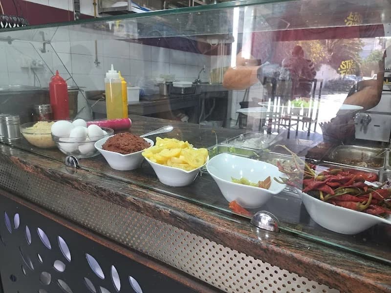 street food rades à Rades