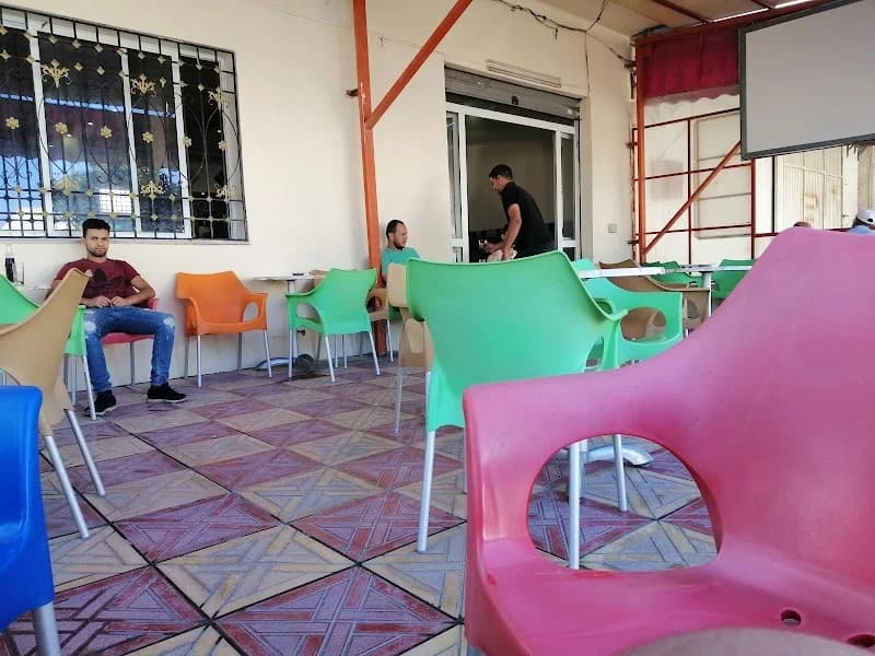 Café hammas lafhim docteur à Raoued