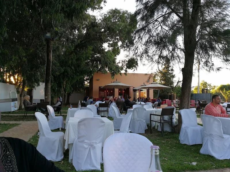 Cafe Oscar à Ezzahra