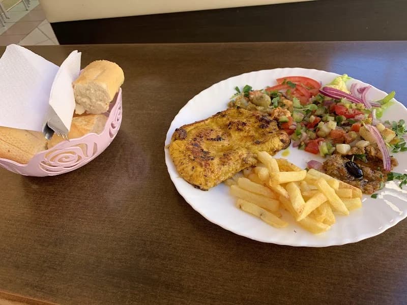 Resto Medina à Lac 1