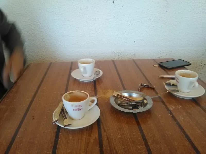 Café Negresco à Cite El Khadra
