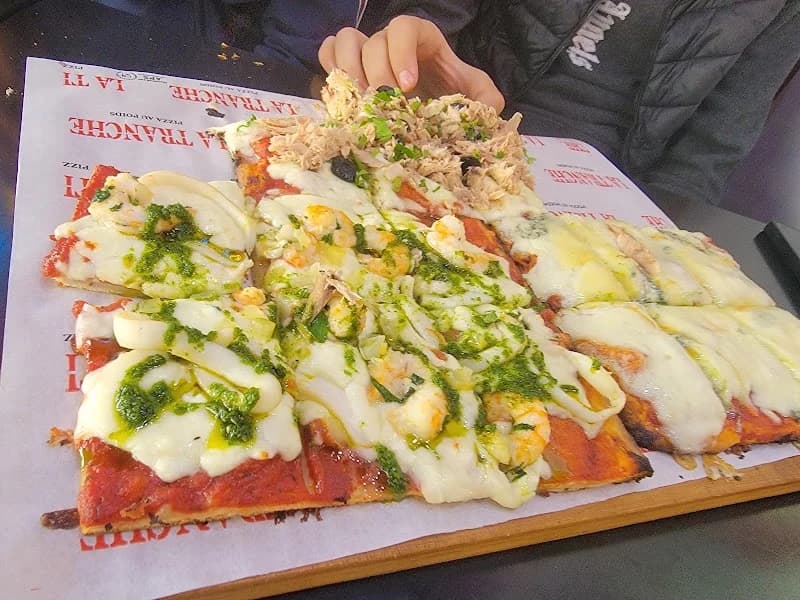 La tranche pizza à Le Kram